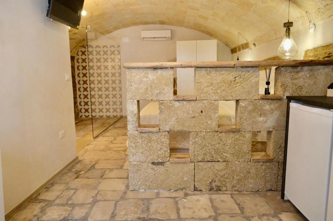 Vico Luxury Room Mesagne Exterior foto